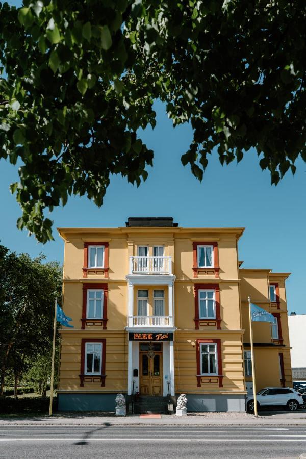 Park Hotel Linköping Fawlty Towers Exterior foto